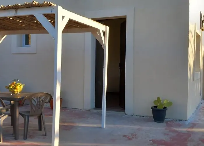 Dimore Del Carrubo - Openspace Con Piscina * 阿沃拉